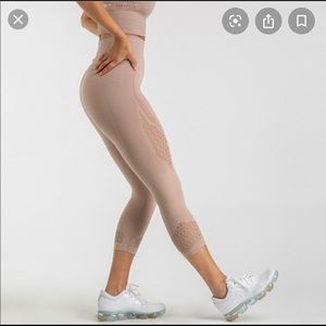 Taupe cropped gymshark leggings